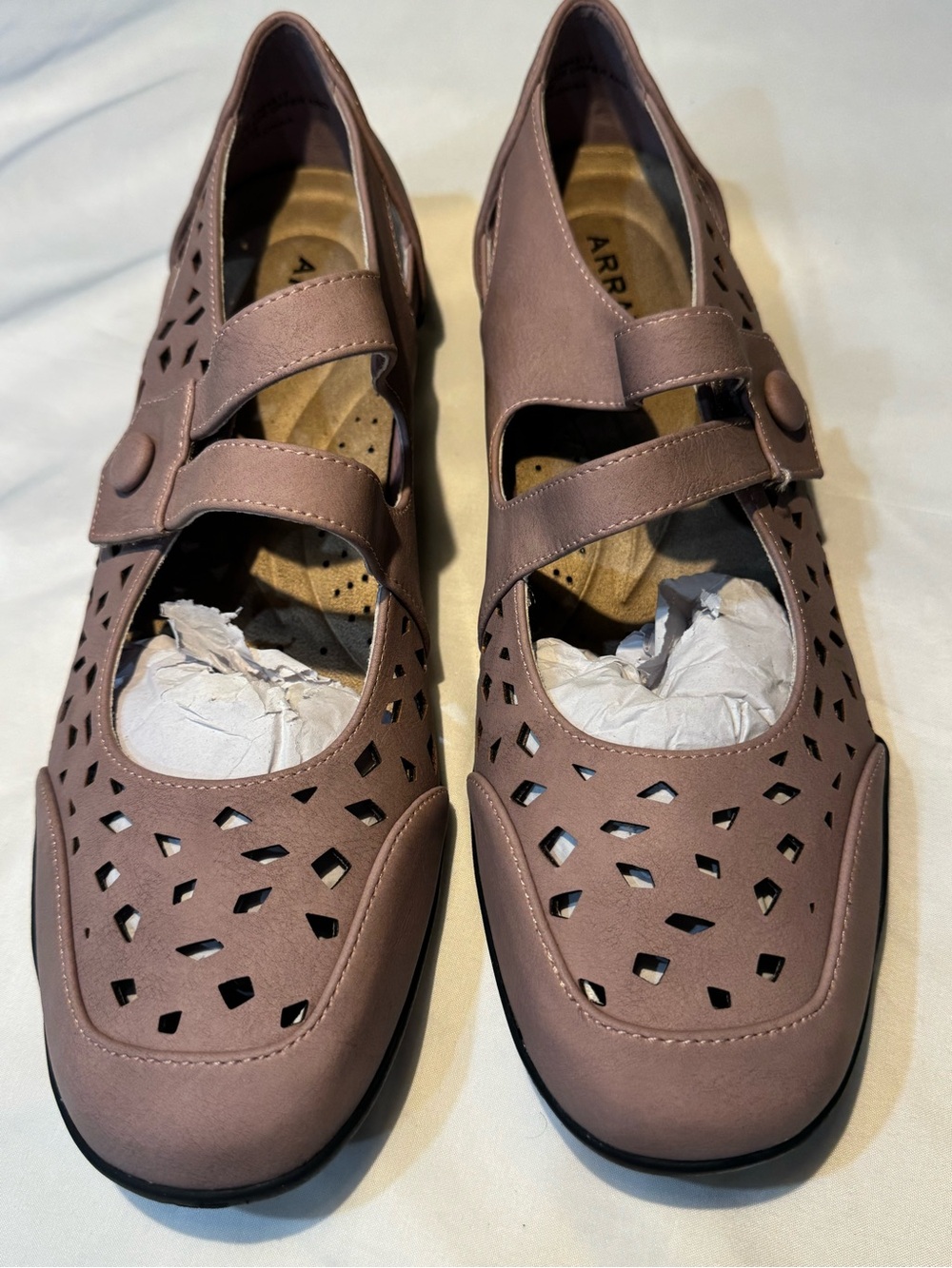 Array Mauve Pink Cutout Mary Jane Flats